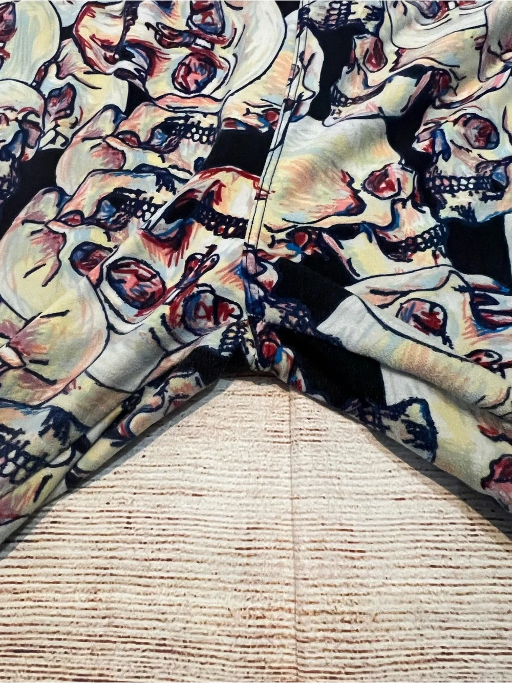 LuLaRoe Rare Skull OS Leggings